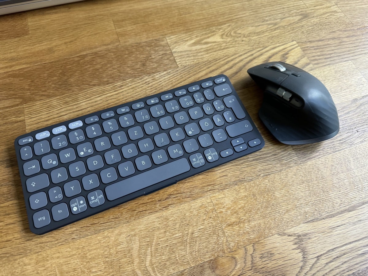 logitech-keys-to-go-2-ausprobiert:-klein,-portabel-–-und-mit-einer-akku-uberraschung