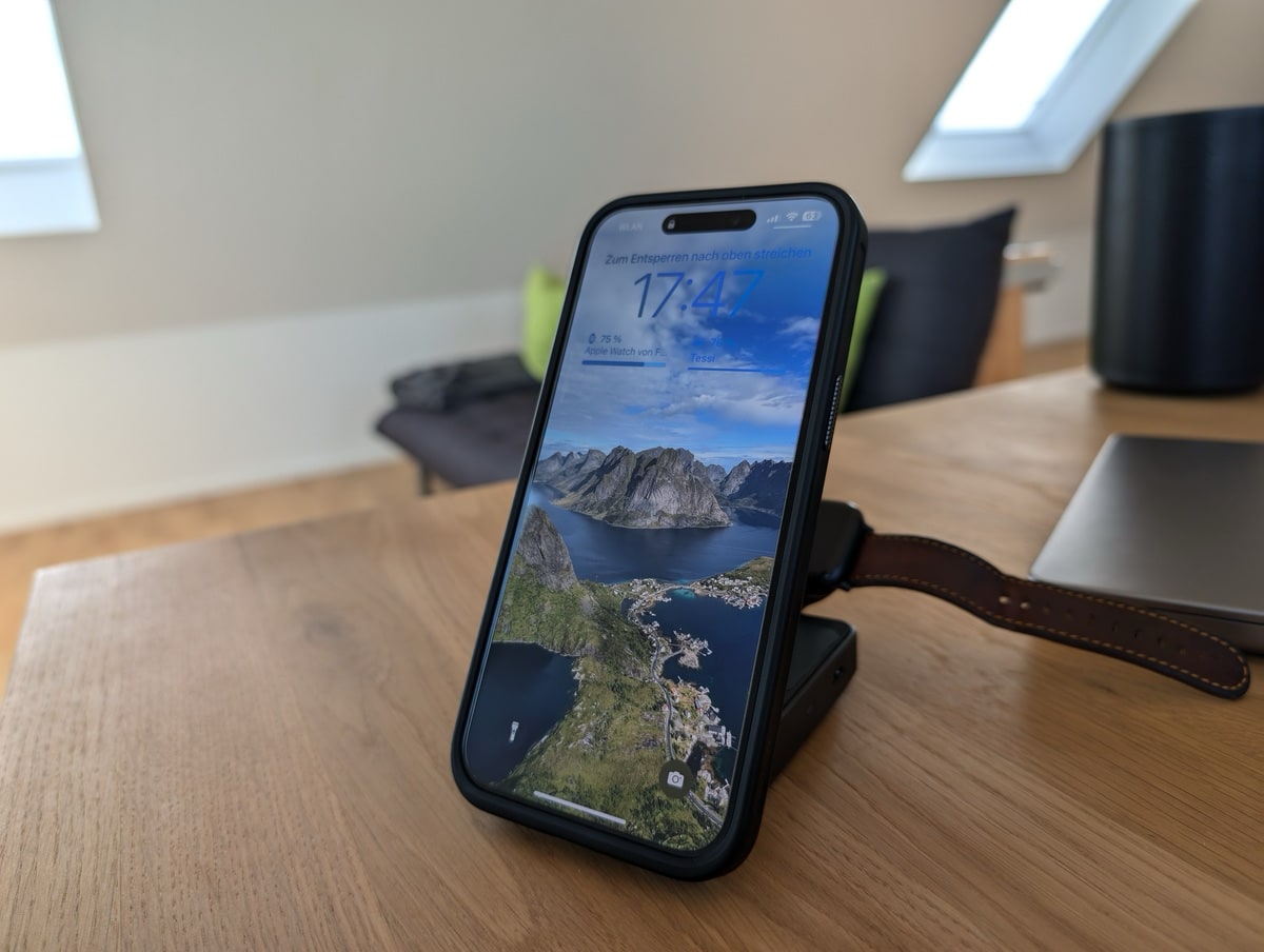 Anker MagGo 3-in-1: Klappbare Ladestation zum Reisen mit Qi2 ausprobiert