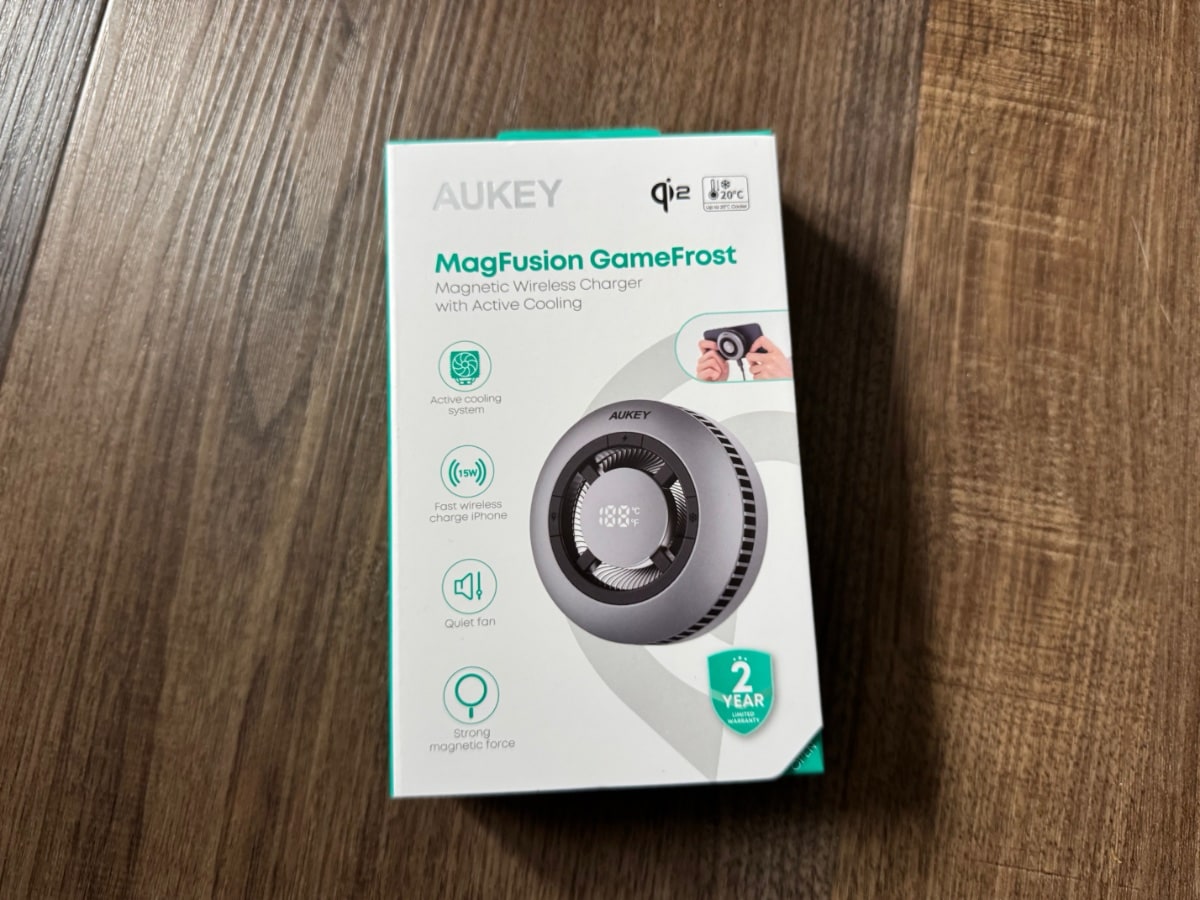 Aukey MagFusion GameFrost angeschaut: Kühler Ladespot für iPhone-Gamer