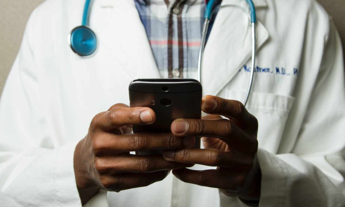 Die elektronische Patientenakte kommt: Krankenkassen informieren unzureichend