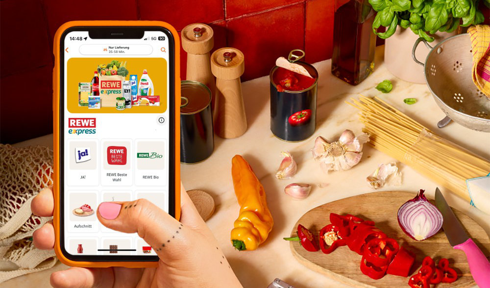 Rewe und Lieferando kooperieren deutschlandweit für Expresslieferungen von Lebensmitteln