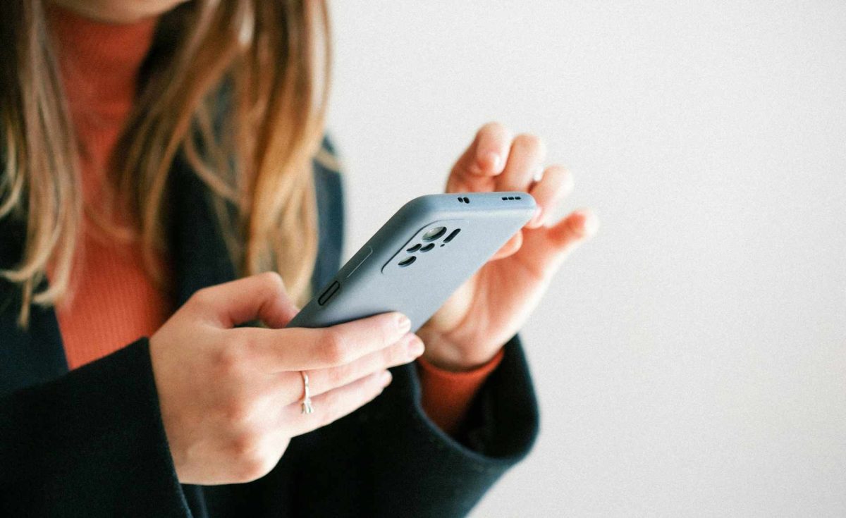 samsung-und-apple-wachsen,-der-smartphonemarkt-schrumpft:-idc-zahlen-zu-q1-2026