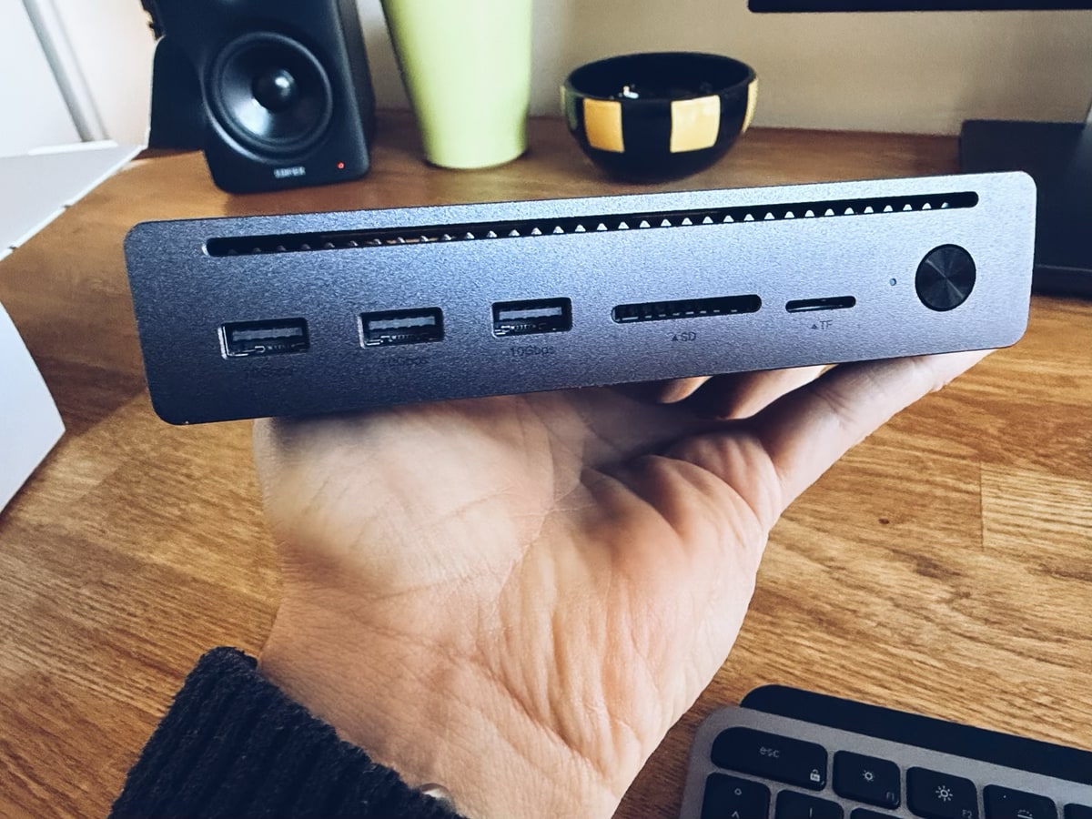 ugreen-maxidok-10-in-1:-thunderbolt-5-power-im-metallgewand-–-mit-schwachen