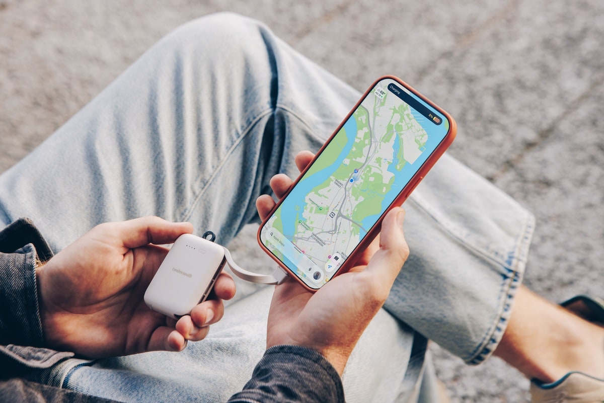 twelve-south-powerclip:-kompakte-powerbank-fur-unterwegs-vorgestellt