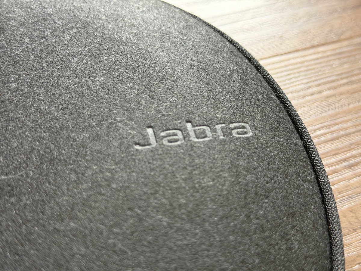Jabra Evolve3 75 im Test: On-Ear-Headset für den Hybrid-Alltag