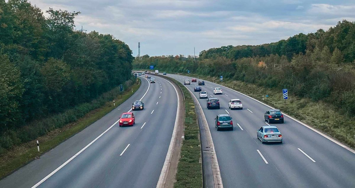 EU-Automarkt im ersten Halbjahr 2026: Reine Elektroautos knacken die 20-Prozent-Marke